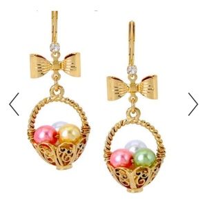 NWT Betsey Johnson Easter Eggs in a Basket dangle earrings Cute
